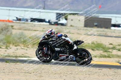 media/Apr-14-2024-SoCal Trackdays (Sun) [[70f97d3d4f]]/7-Turn 7 (11am)/